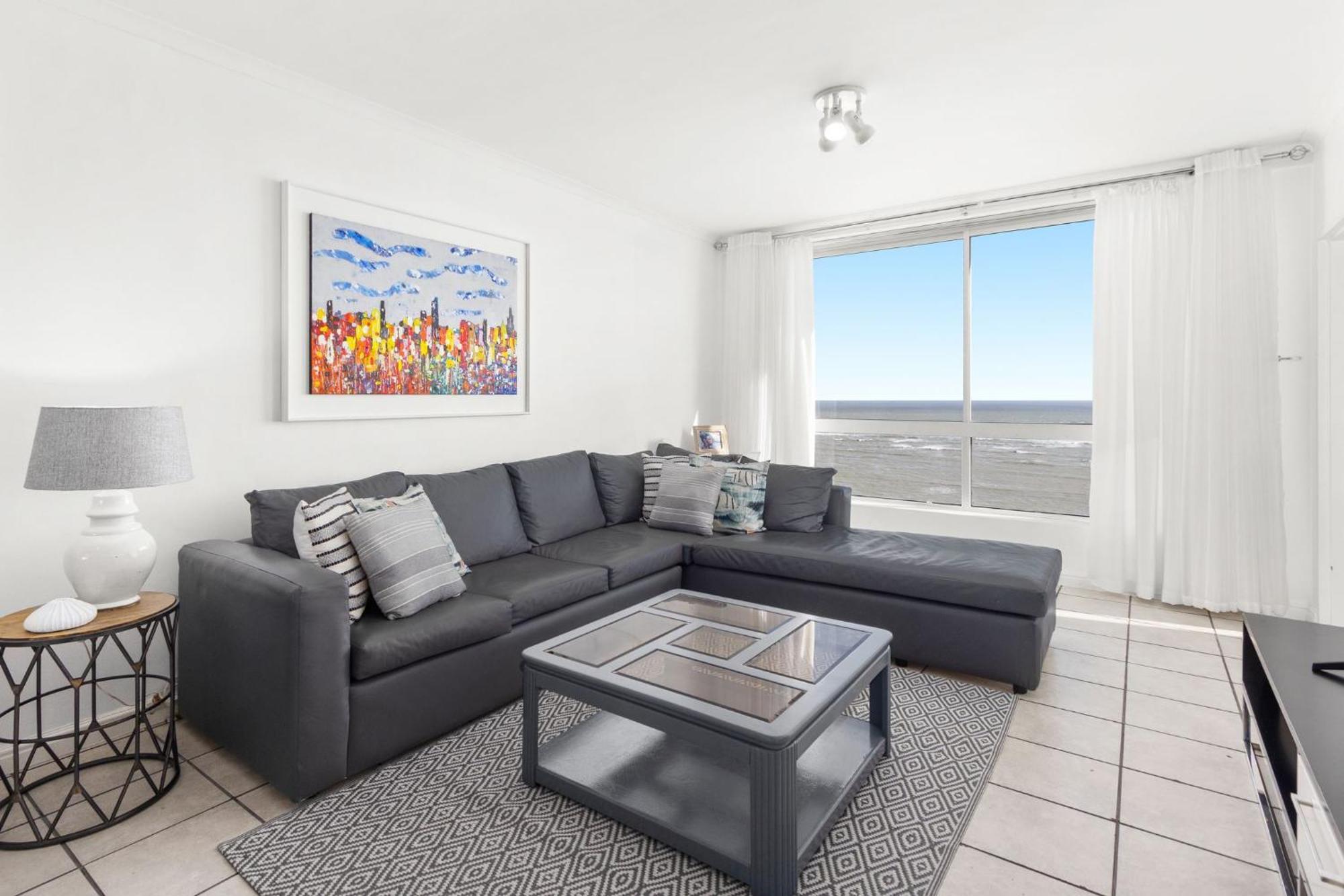 Odeon Towers 1102 By Host Agents *